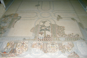 Mosaïque en croix de U - Villa de Loupian © Selim BENALIOUA